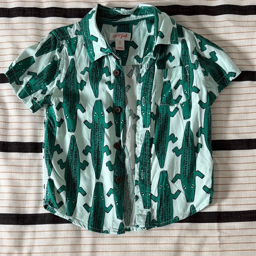 Cat & Jack Light Mint Alligator Print Button-Up Shirt